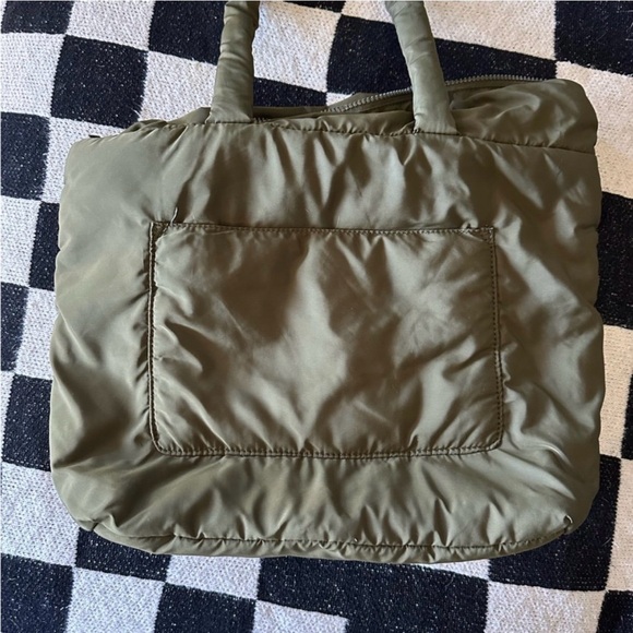 Urban Expression Olive Green Quilted Tote Bag - Picture 5 of 5